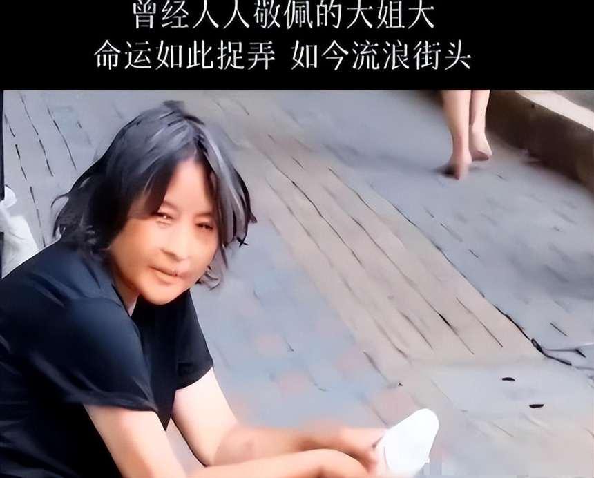 68岁独居台北，
一生被母亲掌控，
她如今怎样了？

陈淑桦今年六十八岁，
住在