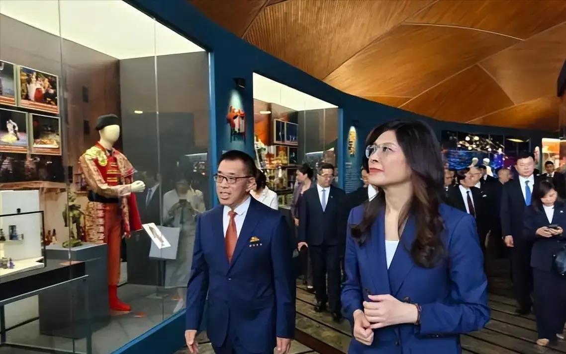 郑丽文拒外力介入台海，卓荣泰急跳脚，张荣恭直击七寸

4月10日，郑丽文明确表态