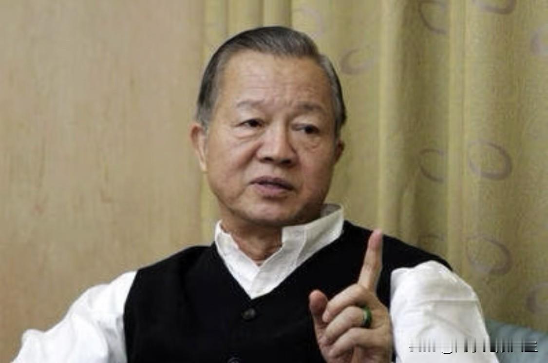 曾仕强教授说：
“懂因果的人，从来不占便宜，给都不要，
因为每个人一生的能量，都