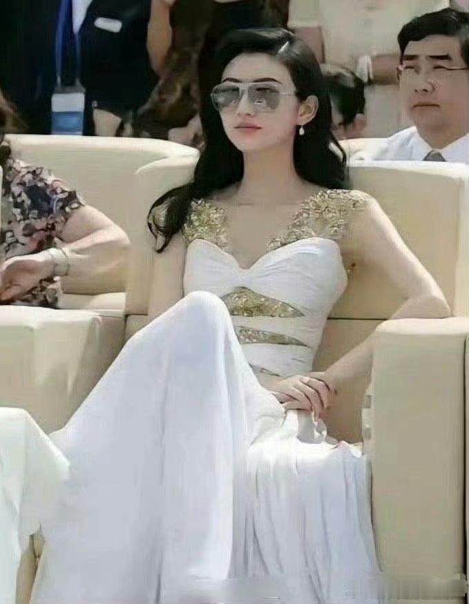张继科看到景甜这一幕，会不会感到后悔 ​ ​​​