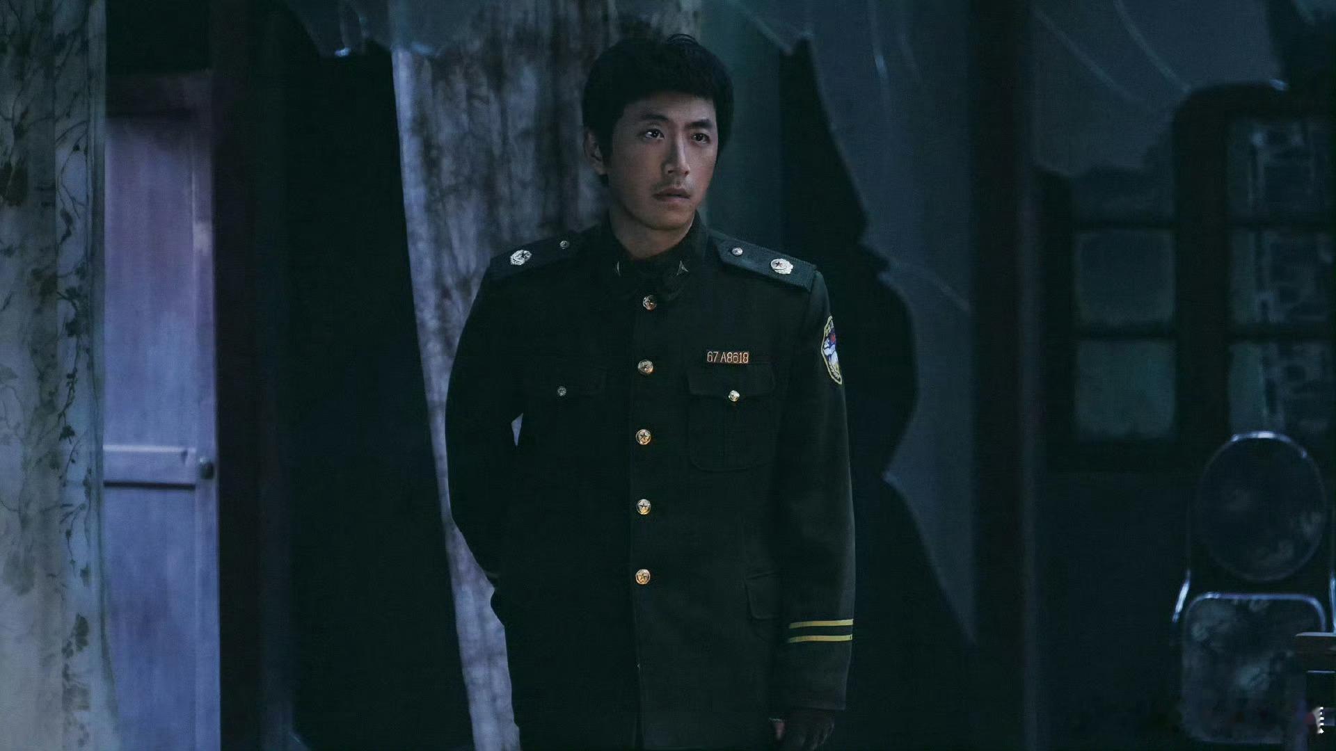 白客哭戏左眼坚毅右眼破碎 天呐，白客在《大风杀》里演夏然警官简直绝了！面对悍匪，