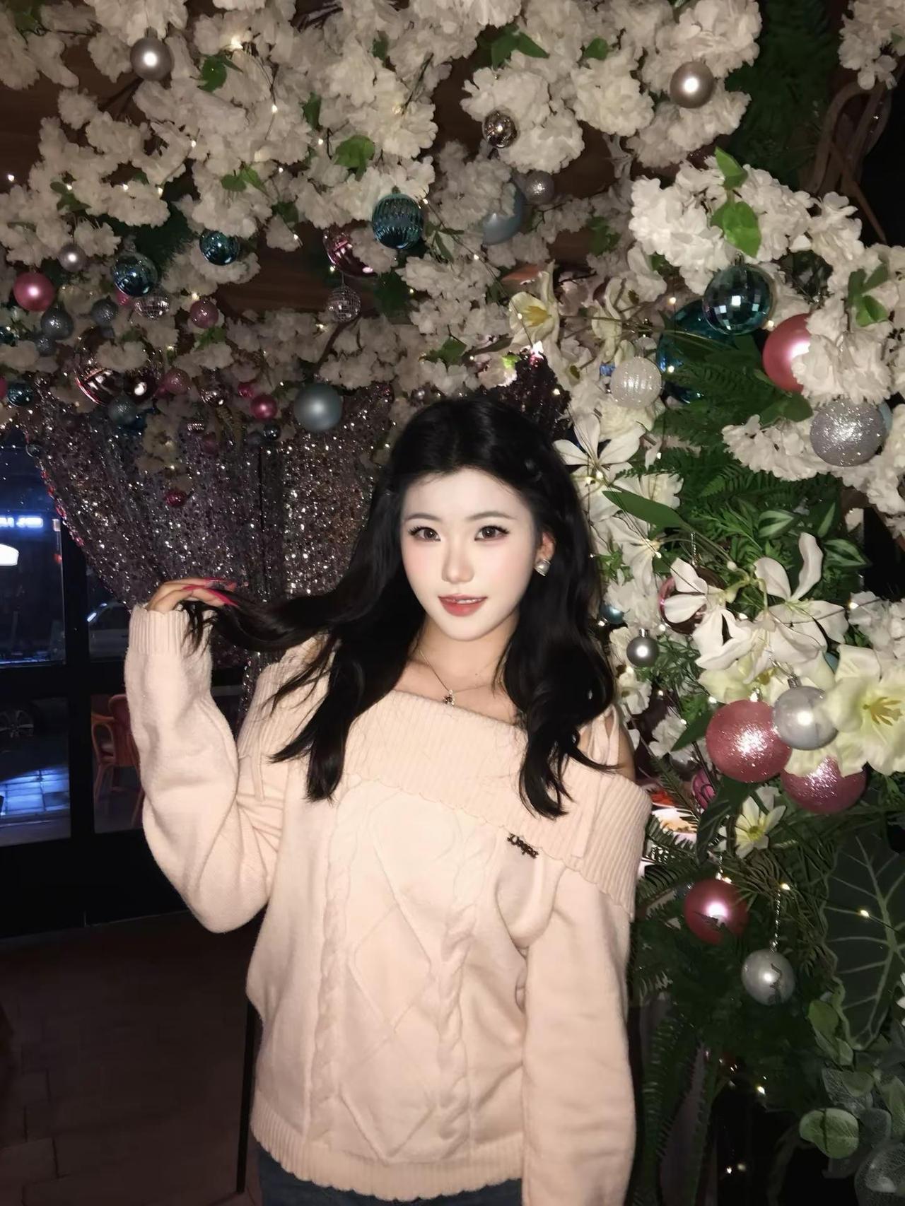 小小娇俏感(｡ì _ í｡)