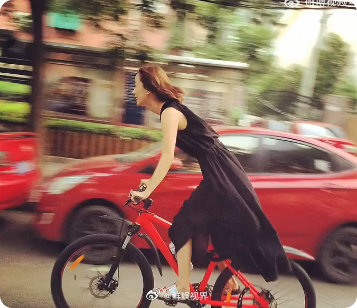 考古的风吹到了王珞丹乘风2025王珞丹既能靠架子鼓点燃舞台，又能凭潜水领略海底风