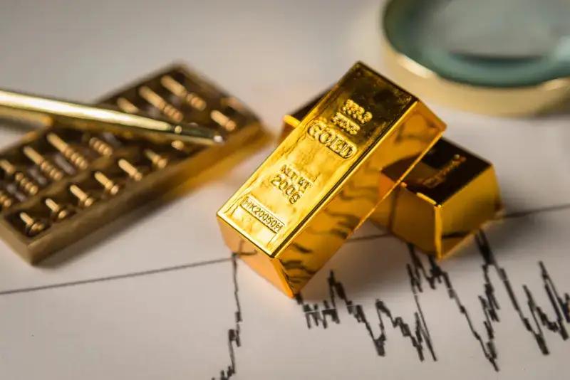 “黄金闪崩80美元，白银腰斩式跳水”——史诗级暴跌之后，真正的剧本才刚刚开始
