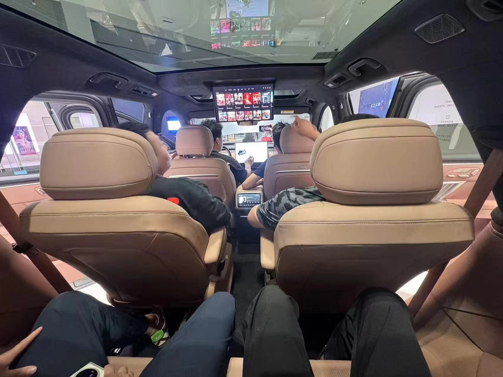 L90 这张拍的挺好，六座空间，一目了然。 ​​​