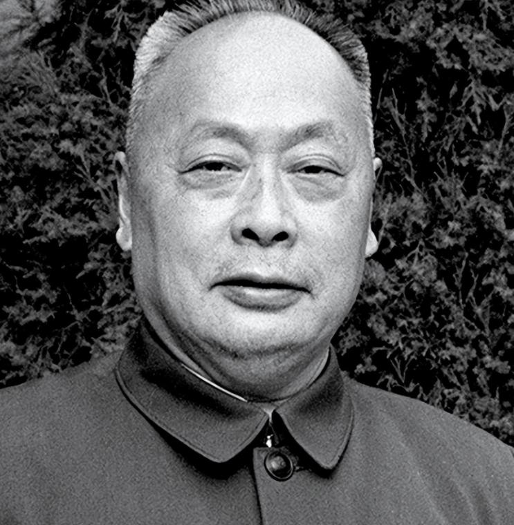大清，一直是保裤子的，然后，外国人来了，一次次的条约，割地赔款，最后老百姓的裤子