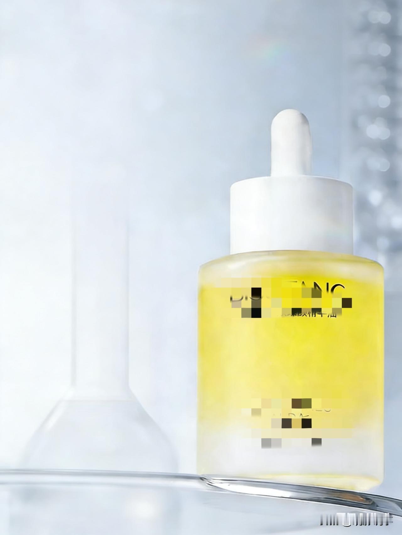 “以油养肤”通过为皮肤补充脂质来强化屏障功能，对干性皮肤和敏感性皮肤效果显著，但