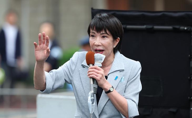 日本欠的是一顿真正的毒打！高市早苗对华强硬到这个地步，支持率不降反升，日本民众不