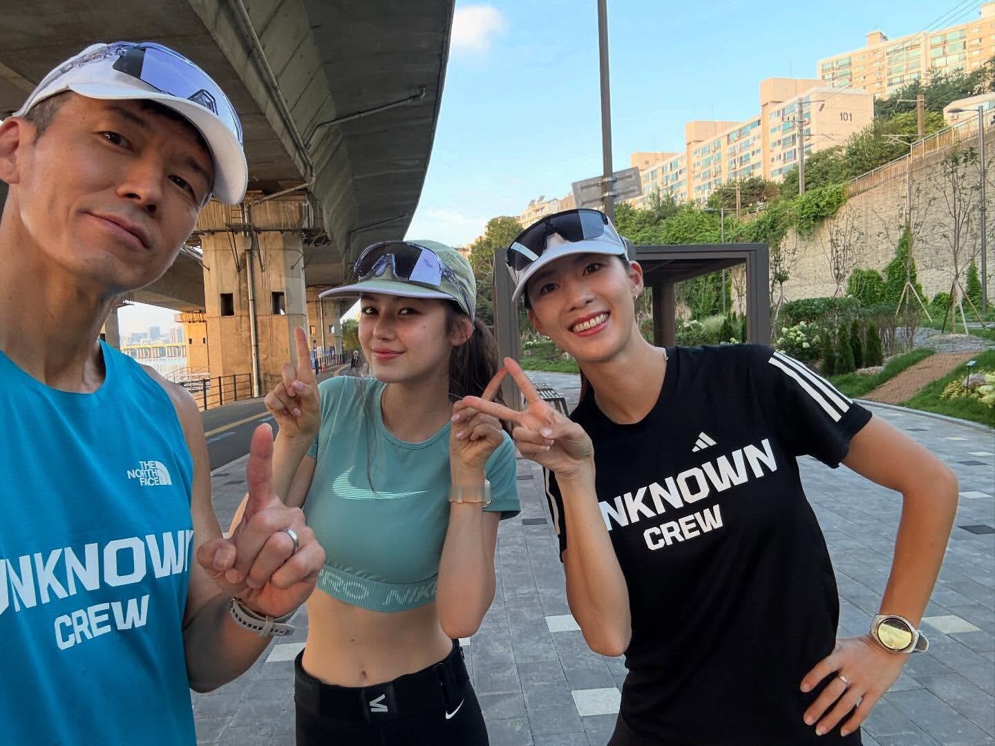 Danielle又去跑步了……女神真要参赛10km了… ​​​