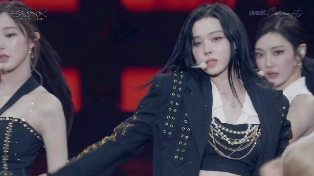 【冬宁拉狗链名场面】来听aespa《Kill It》的抓耳副歌！“Kill it on the sp