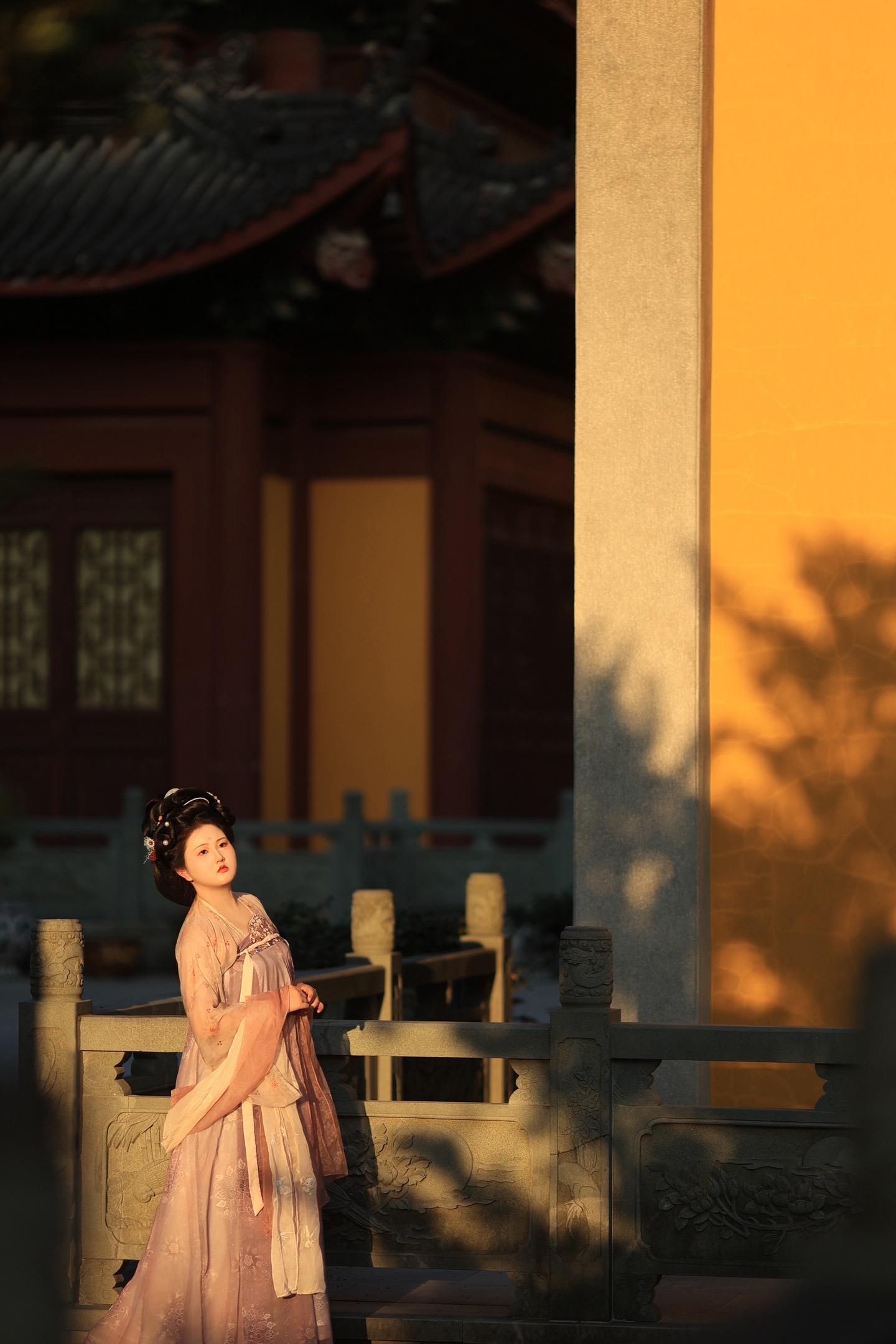仕女图｜和光同尘 与时舒卷🍂。