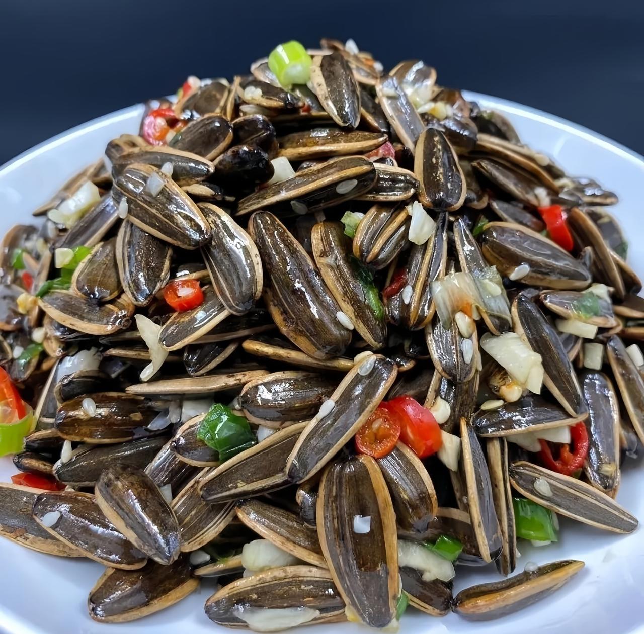 哪有时间无聊？日子早被这些碎事填满了

大部分时候，
都耗在头条上了。
写篇文章