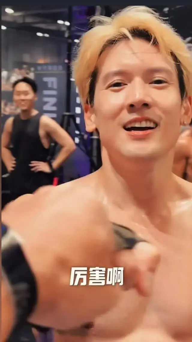 要吃点好的才能熬过周一呀。周一开眼看世界