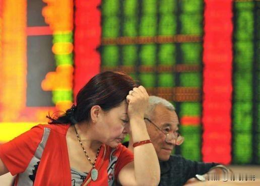 你会娶一个炒股的女人做老婆吗
 
常有人问我，炒股的女人，能娶回家做老婆吗？在我