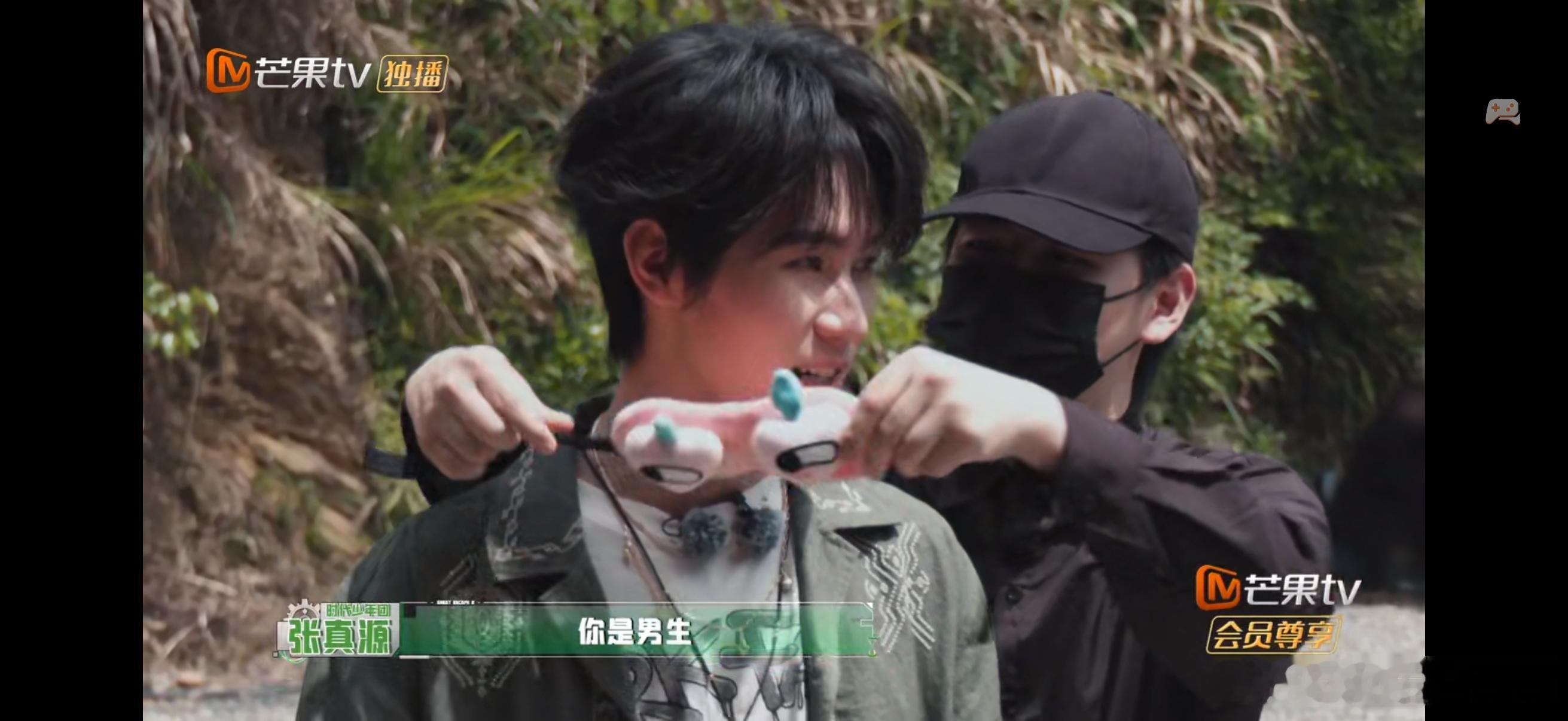工作人员：是我长得还不够明显吗