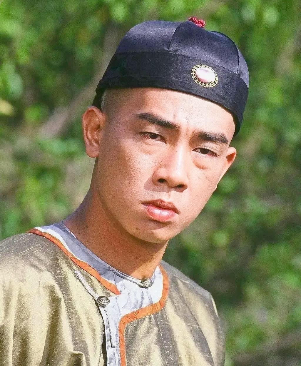 陈小春的远见，早就藏在“不把鸡蛋放一个篮子”里！年近60养老无忧，真不是靠运气！