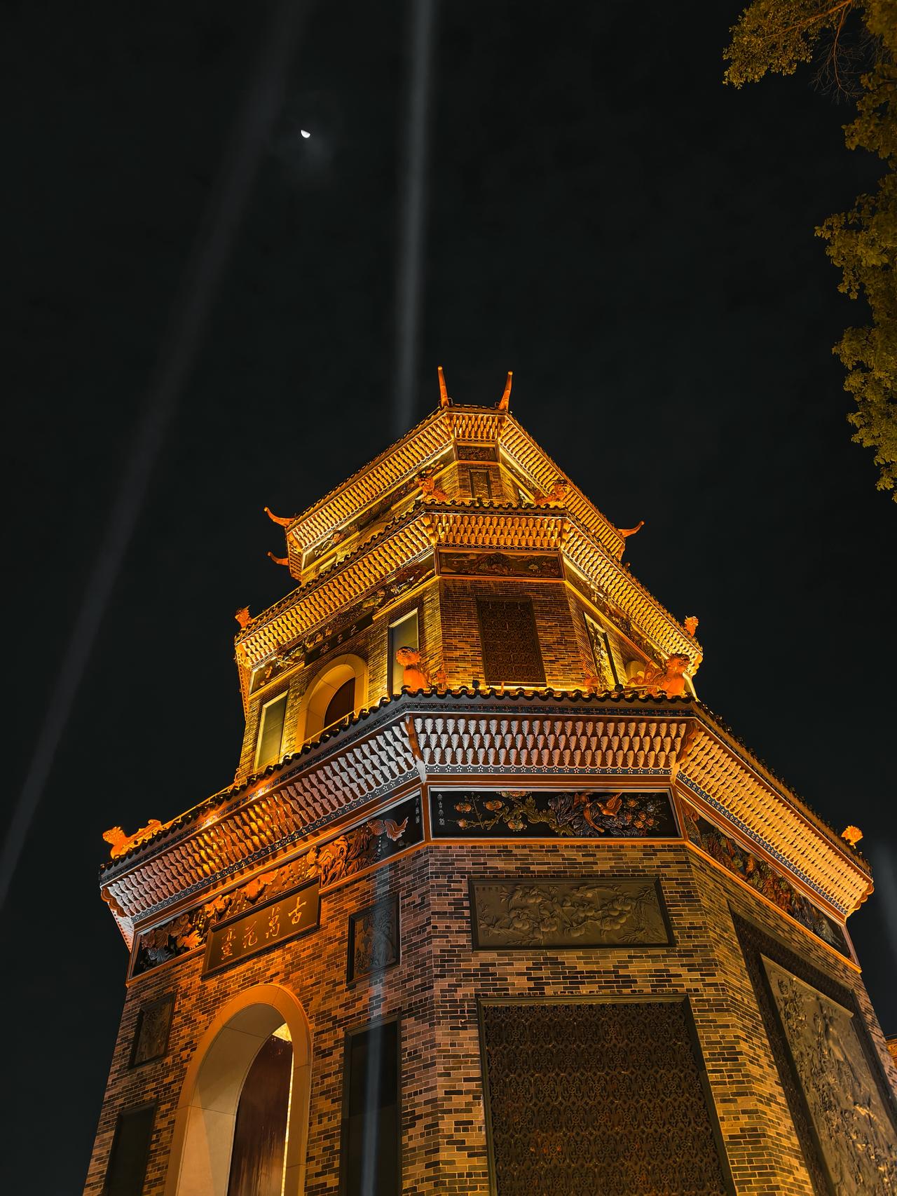 玉林万花楼，新的文旅打卡点。玉林市万花楼 玉林万花楼夜景 玉林天地楼出售 玉林真