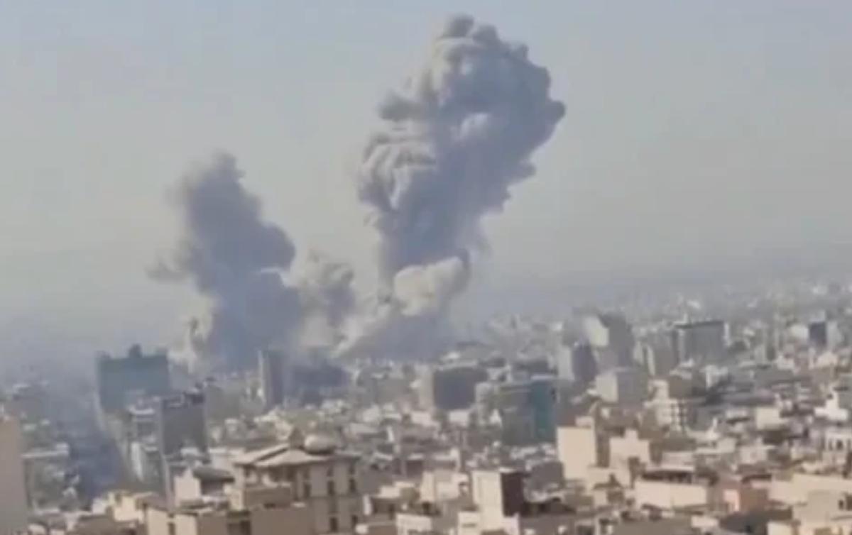 【以色列先打“第一枪”，伊朗遭袭】

德黑兰突然传来爆炸声，以色列宣布他们对伊朗