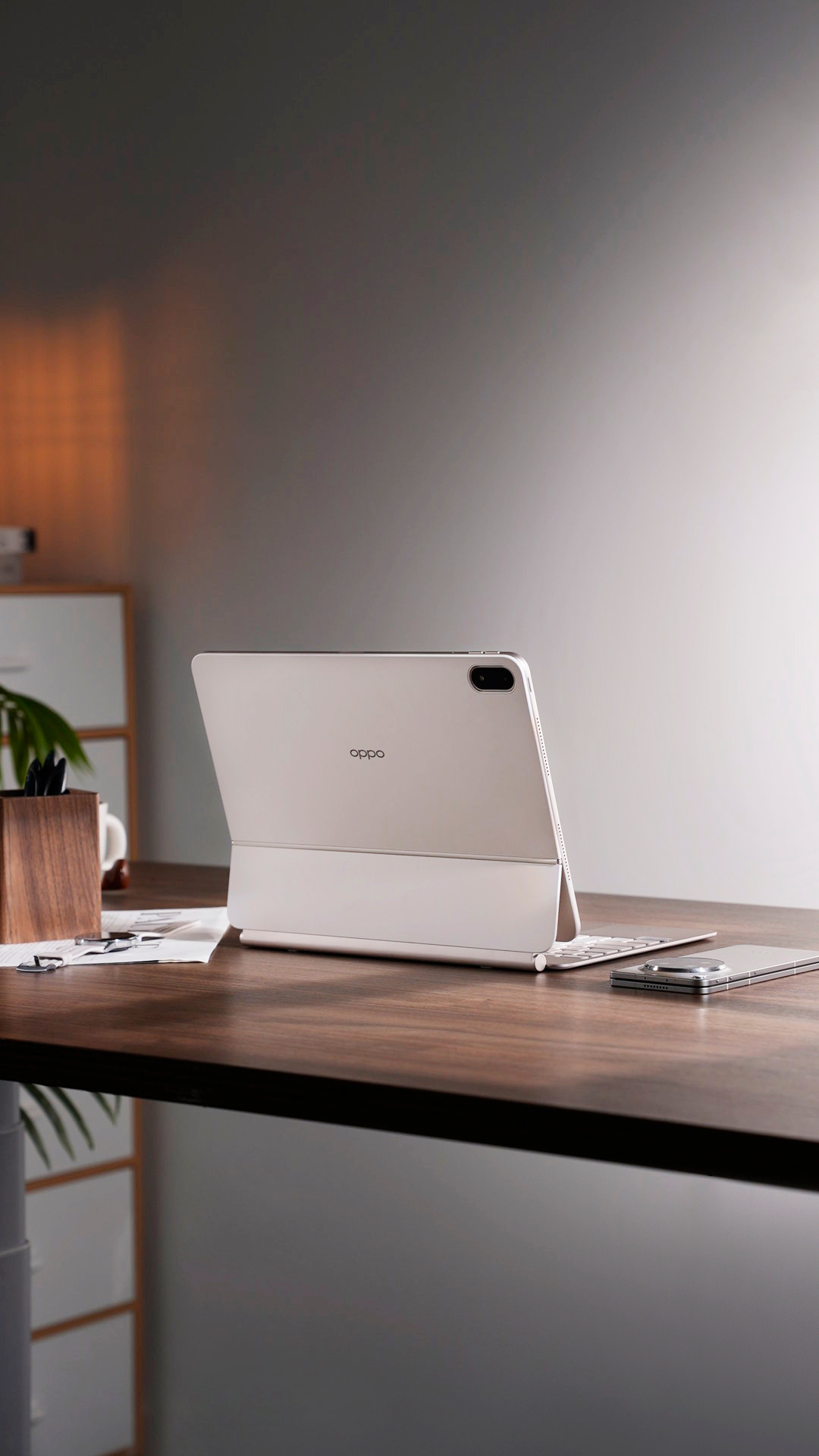 最近的生产力+娱乐搭子：OPPO Pad 5 Pro轻薄便携，能办公也能追剧，一