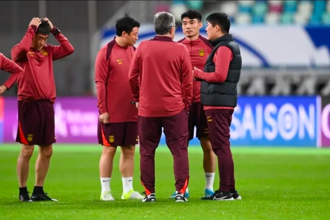 传承与启航！伊万昔日三大80后助教齐挂帅 邵佳一郑智陈涛各自执掌教鞭2026年1