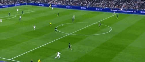 03月12日讯 25/26赛季欧冠1/8决赛首回合，皇家马德里主场以3-0大胜曼