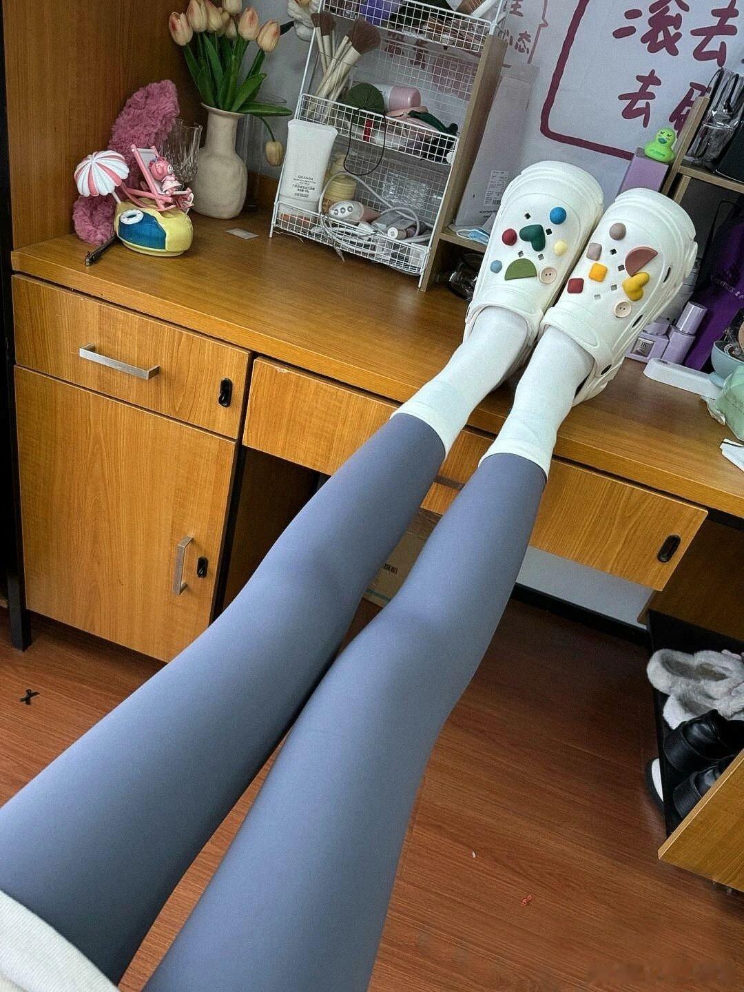 瑜伽裤超显腿细 