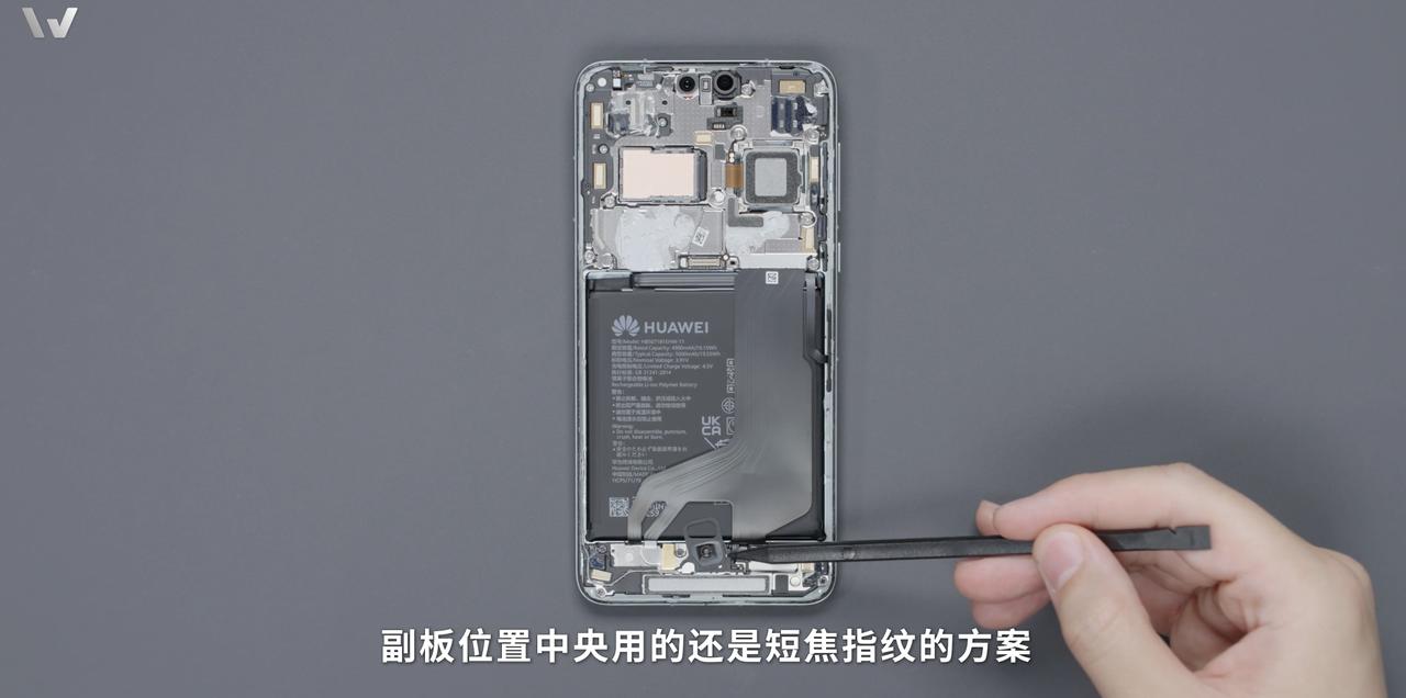 盘点华为Mate60 Pro的一些短板配置：

1、短焦指纹
2、屏幕激发亮度只