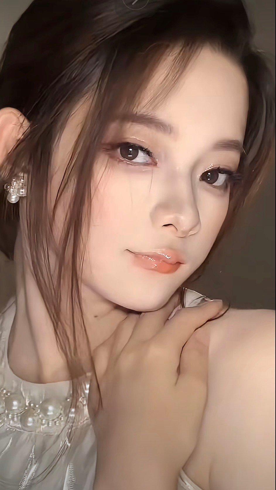 命运给她关上一扇门，她却硬生生劈开一条路，脑瘫女孩用三年时光，挣出40余万的还！