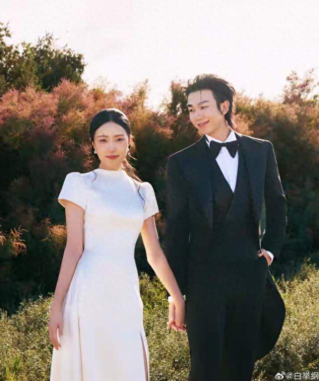 白举纲在敦煌举办婚礼