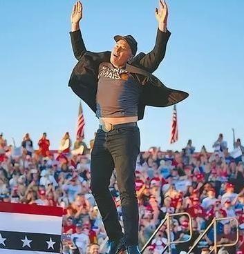 马斯克的“2nm”芯片，能成功吗？
马斯克又放豪言：他将抽着雪茄、吃着汉堡，在无