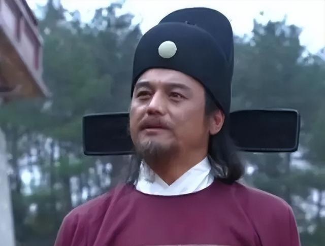 1375年，刘伯温去世才2天，就急匆匆下葬。没想到3天后，朱元璋得到密报，立刻下