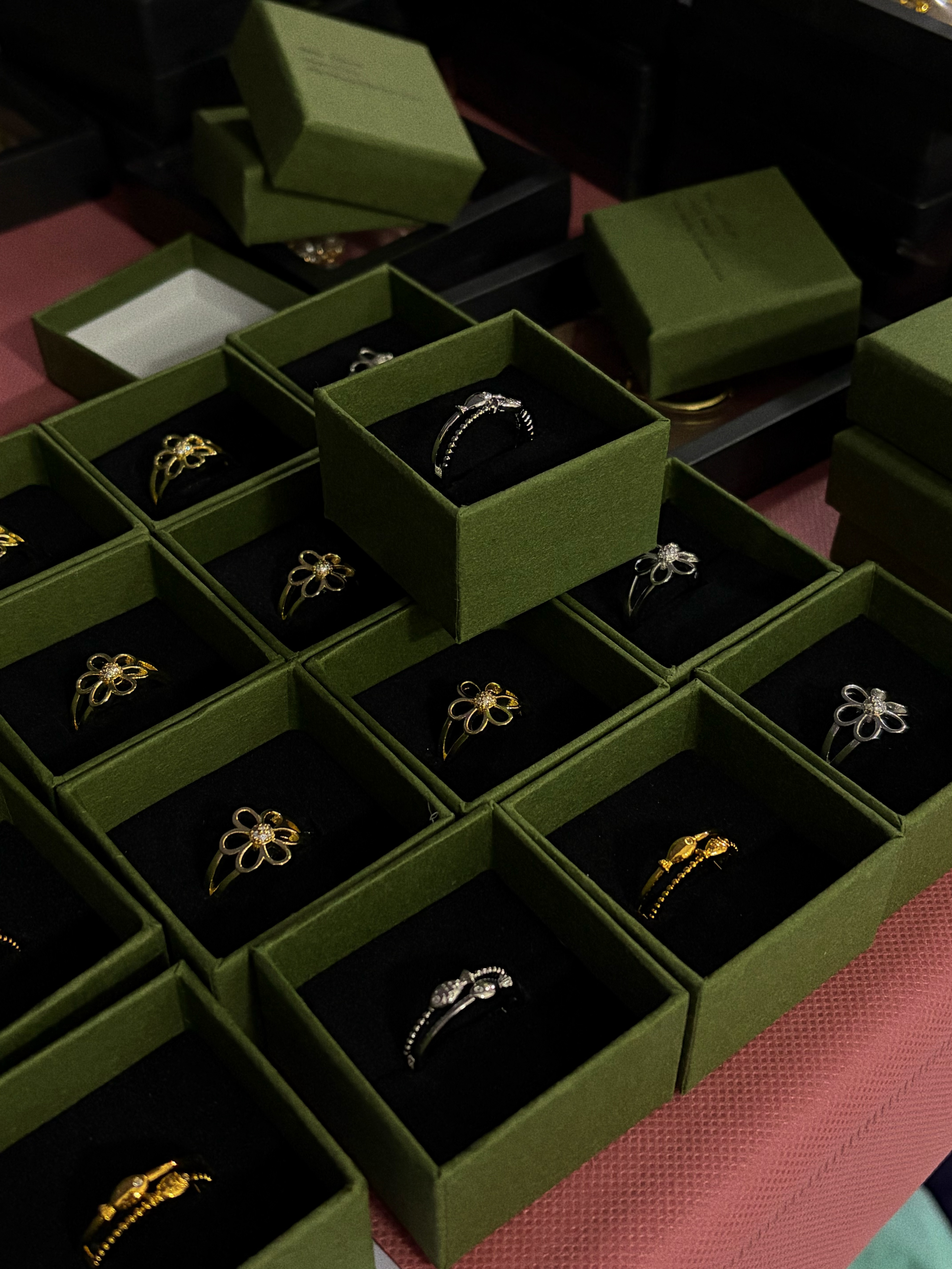 已经整装待发🎁这条抽花在野的3位无门槛3001.搭配单品去看看花在野商店。02