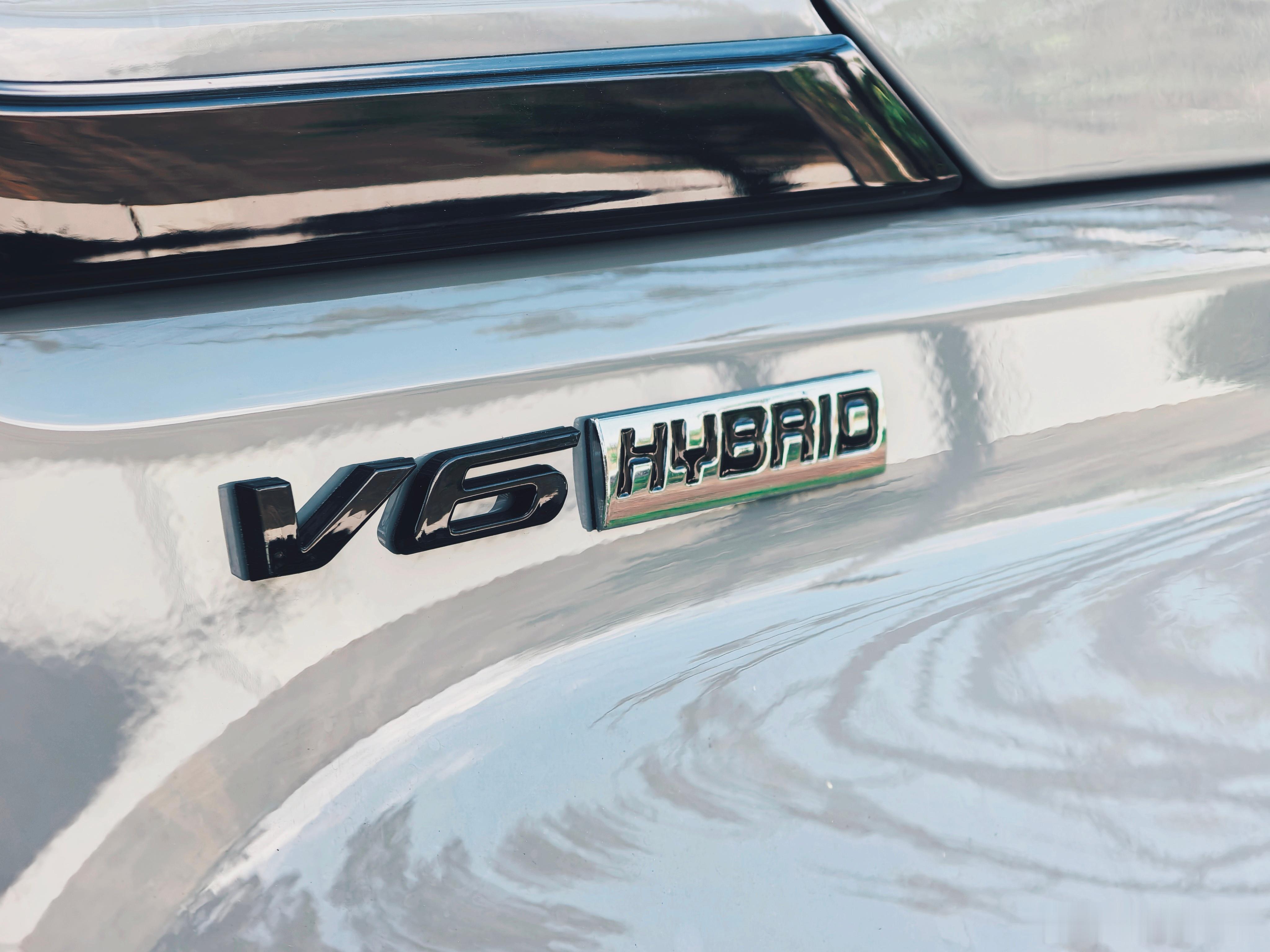 终于给坦克700把V6贴上去了。单独贴V6有点单调，所以贴了个V6混动。其实原厂