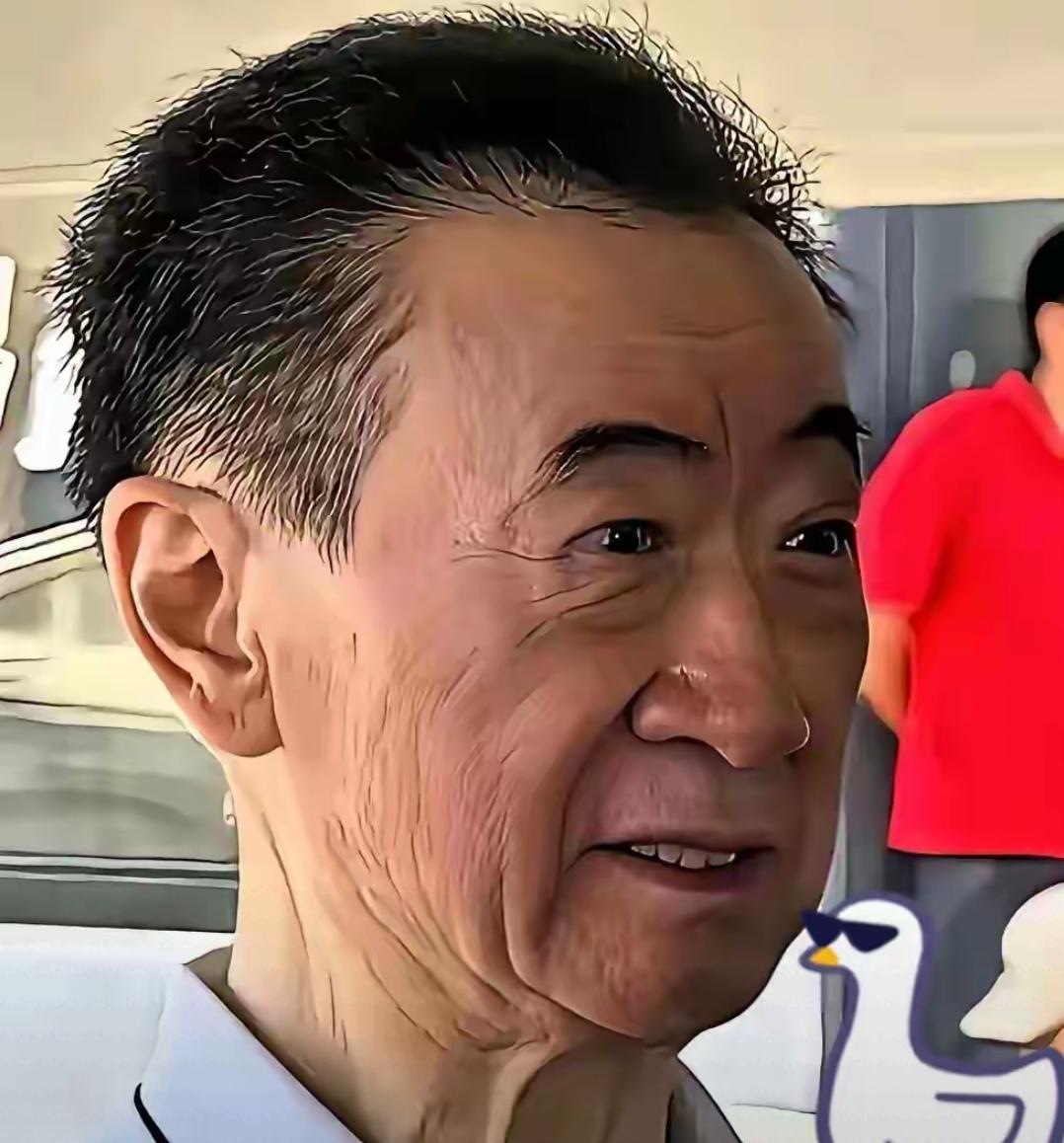 别光盯着王健林卖万达了，他瞒着我们干了件大事！

要不是一个在万达干过的哥们离职