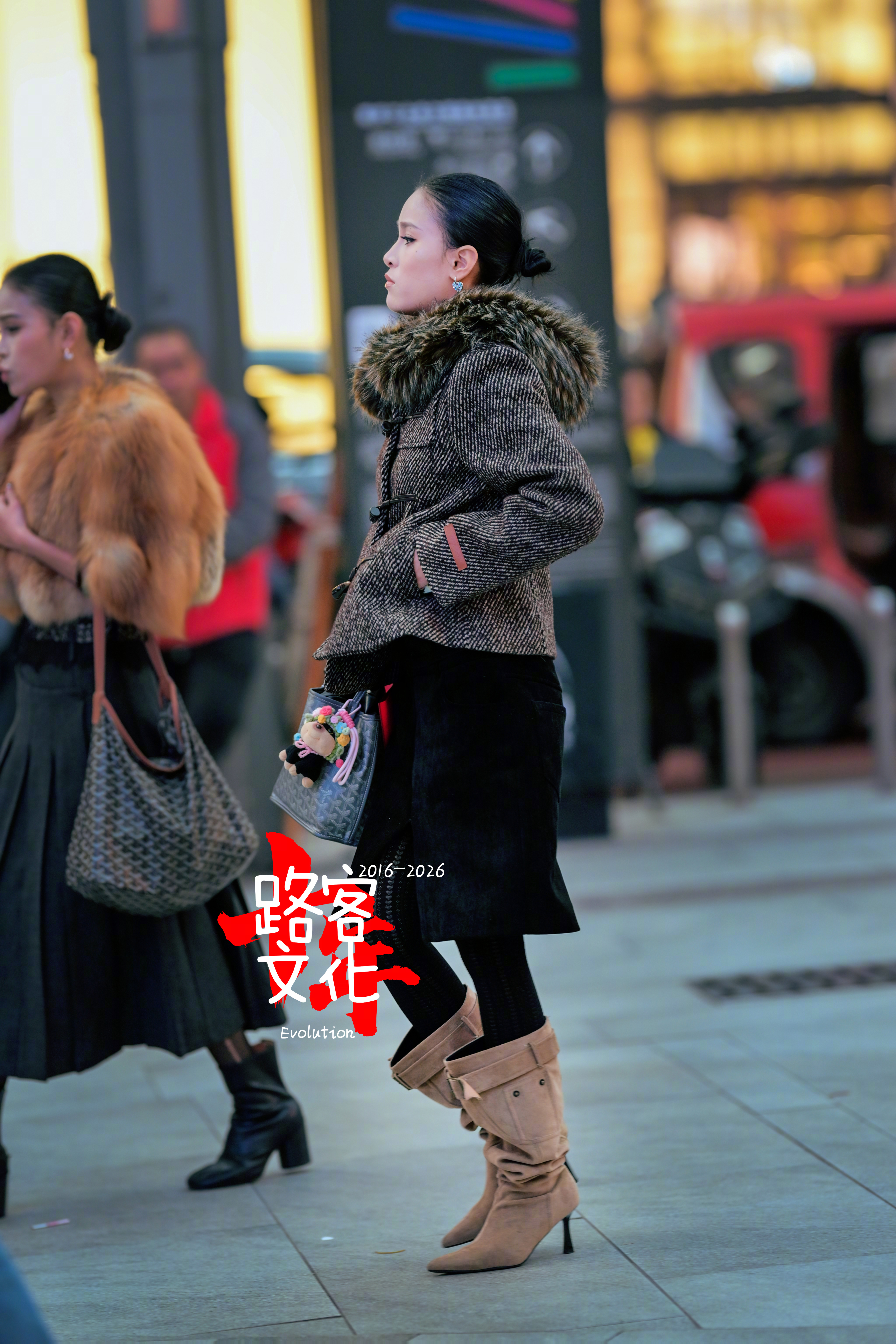 三月有点降温各位不要着急脱下羽绒服哦 