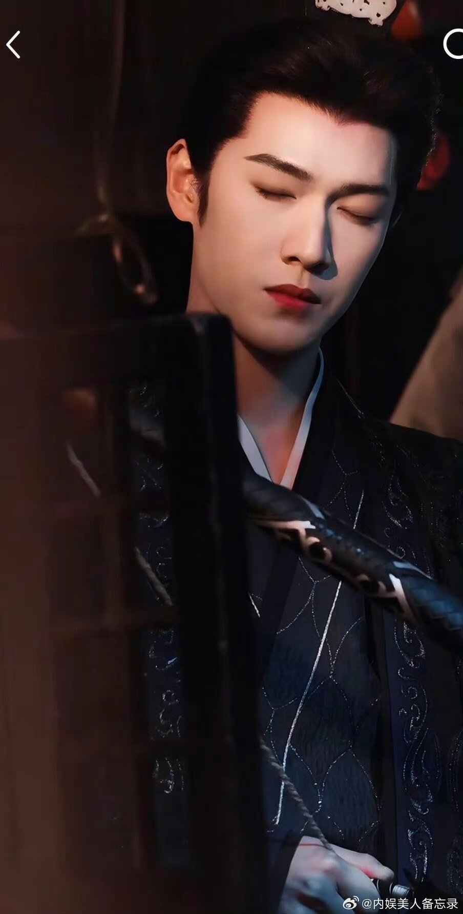 我去，王一博居然比李昀锐敖瑞鹏小,这才是爆,其他的真是一辈子待爆了 