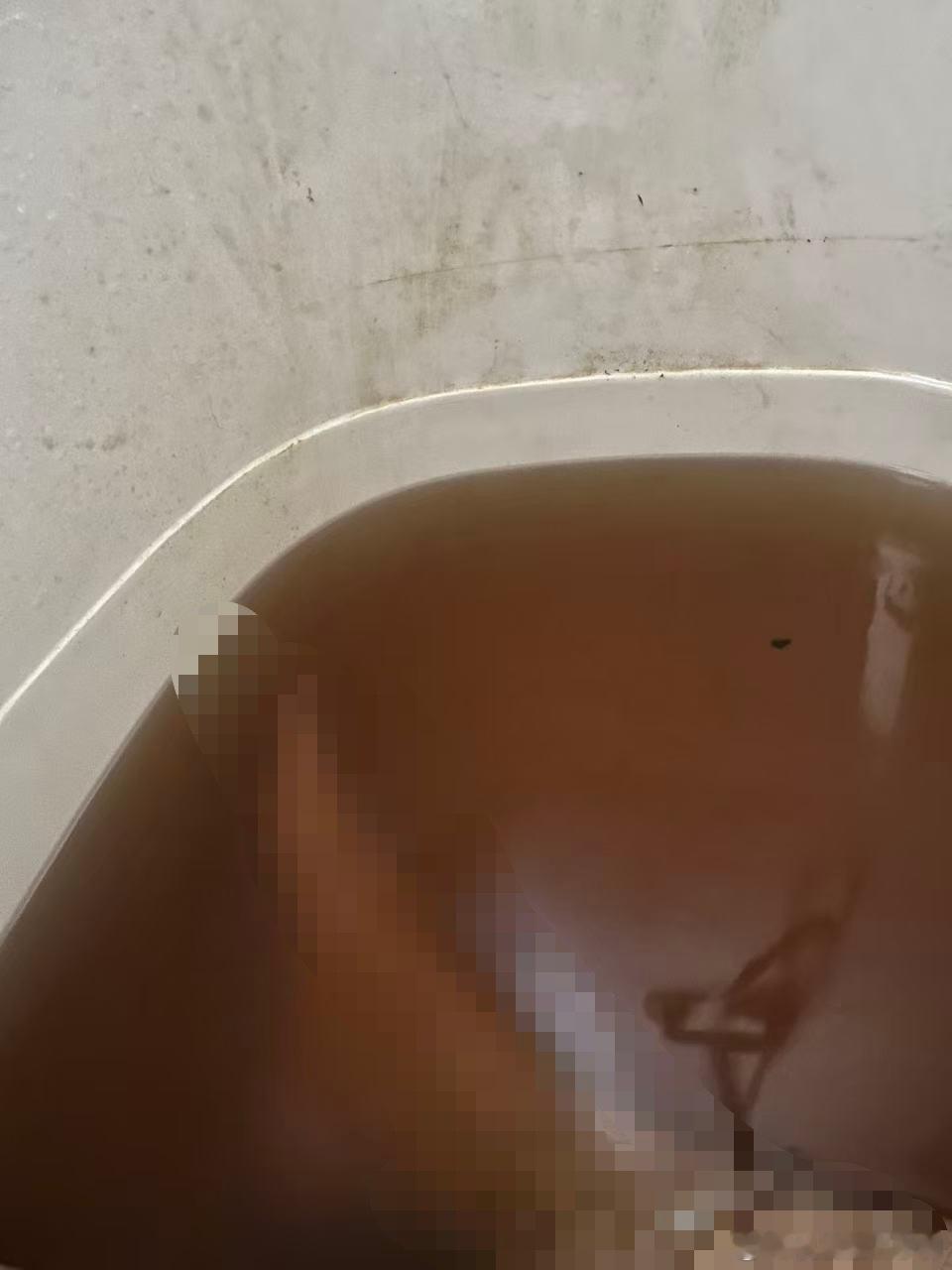 如果有上火的有燥热的，你们可以去网上买那种很便宜的补肾洗脚包 药浴包。一次煮三包