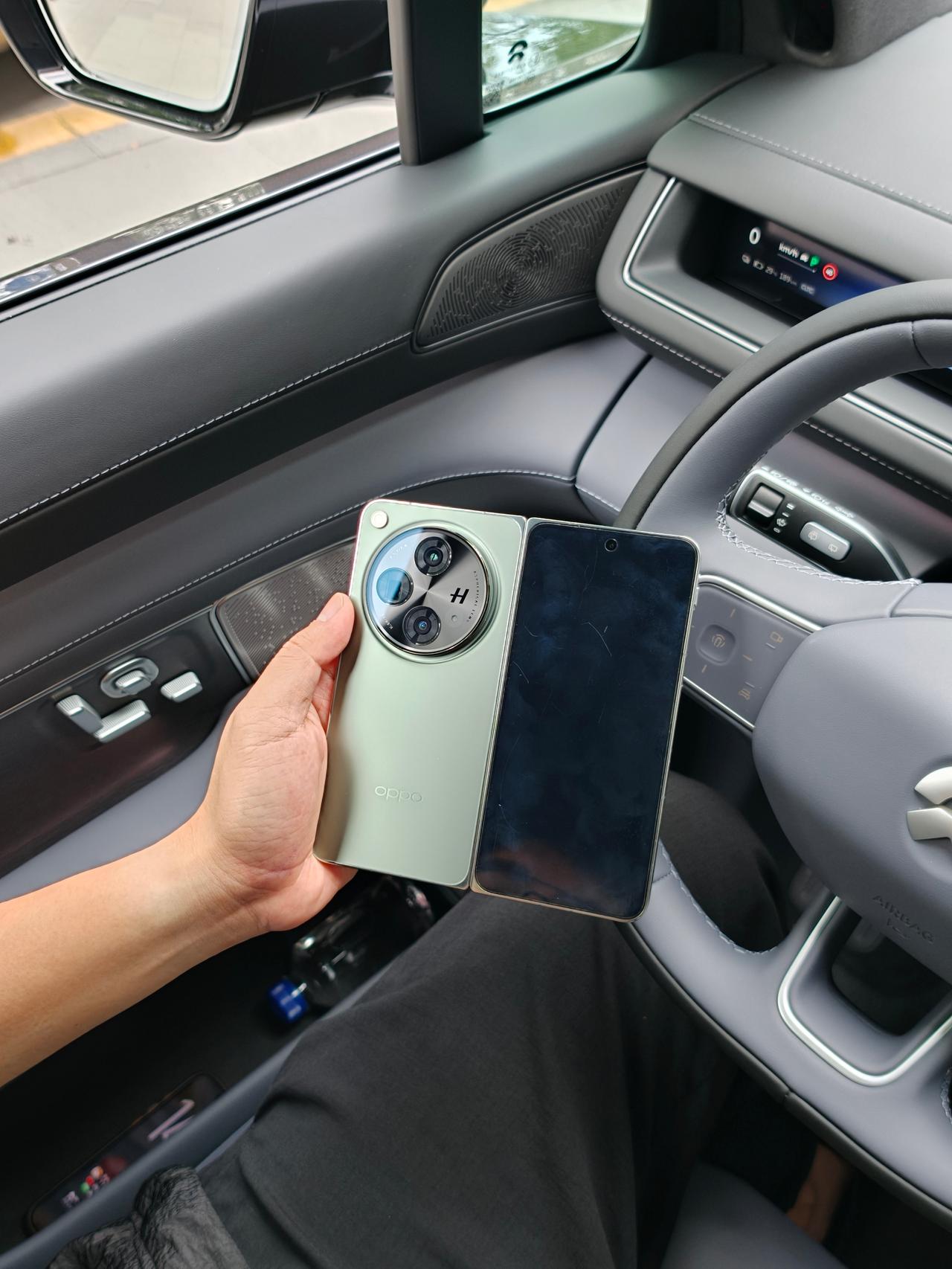 N3是该换N6了吧？但1TB居然没货了

虽然说手里的Find N3都发布两年了