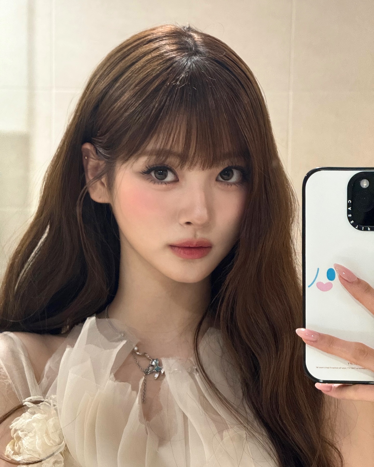 惊人美貌👼🩶🧡🩷🪽 ​meovv ANNA. ​​​