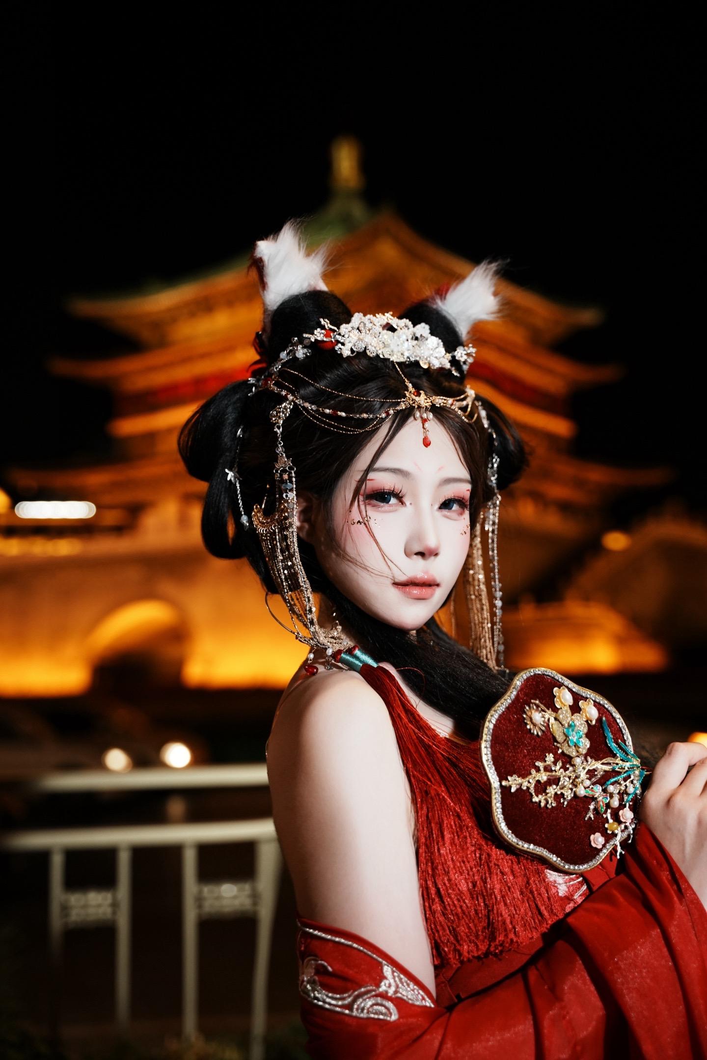 “你们都说她是妖，可她明明是祥瑞”