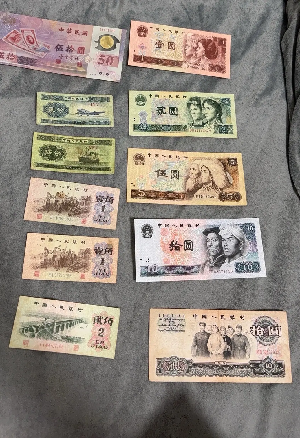 没事留着万一哪天值钱怎么办