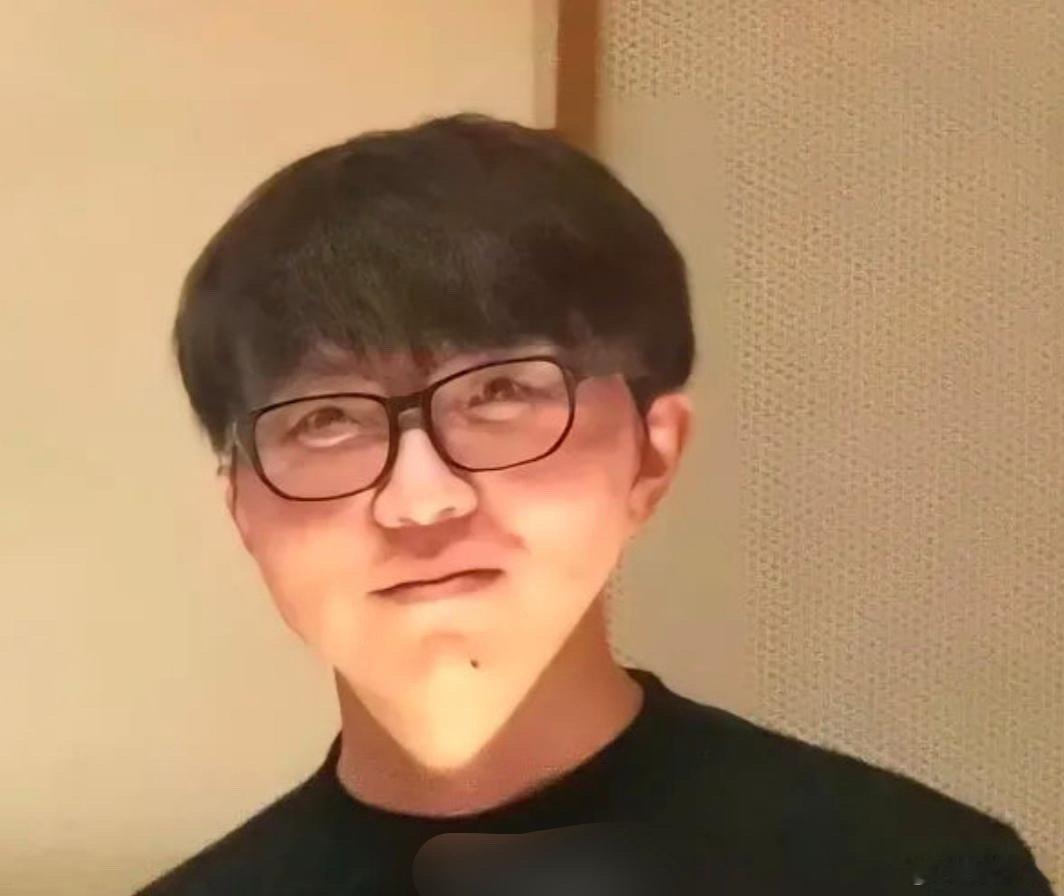 毛不易，你……粉丝说是荨麻疹闹的，你们看这解释靠谱吗？ ​​​
