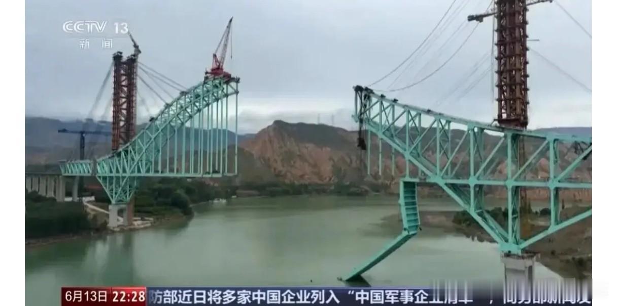 1.利益驱动。为了谋取利润，一些工程施工方往往采取硬性压低工程成本手段，不但在材