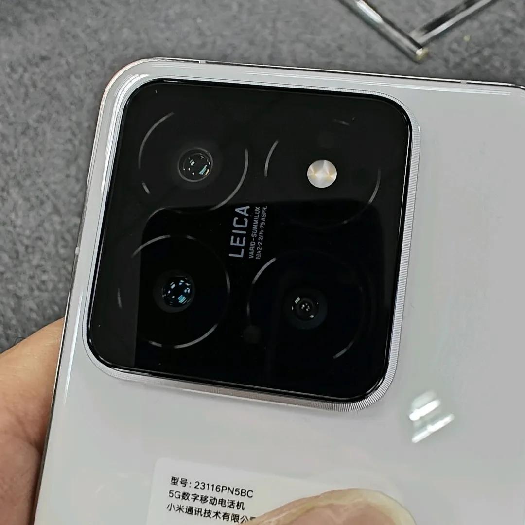 库克其实心知肚明，华为Mate60已经够喝一壶了，现在国产又跳出来一台王炸，本来