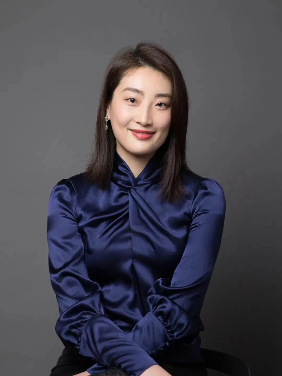 曾经的中国首富宗庆后今天一去不复返，留下的千亿商业帝国又将何去何从？宗馥莉能否扛