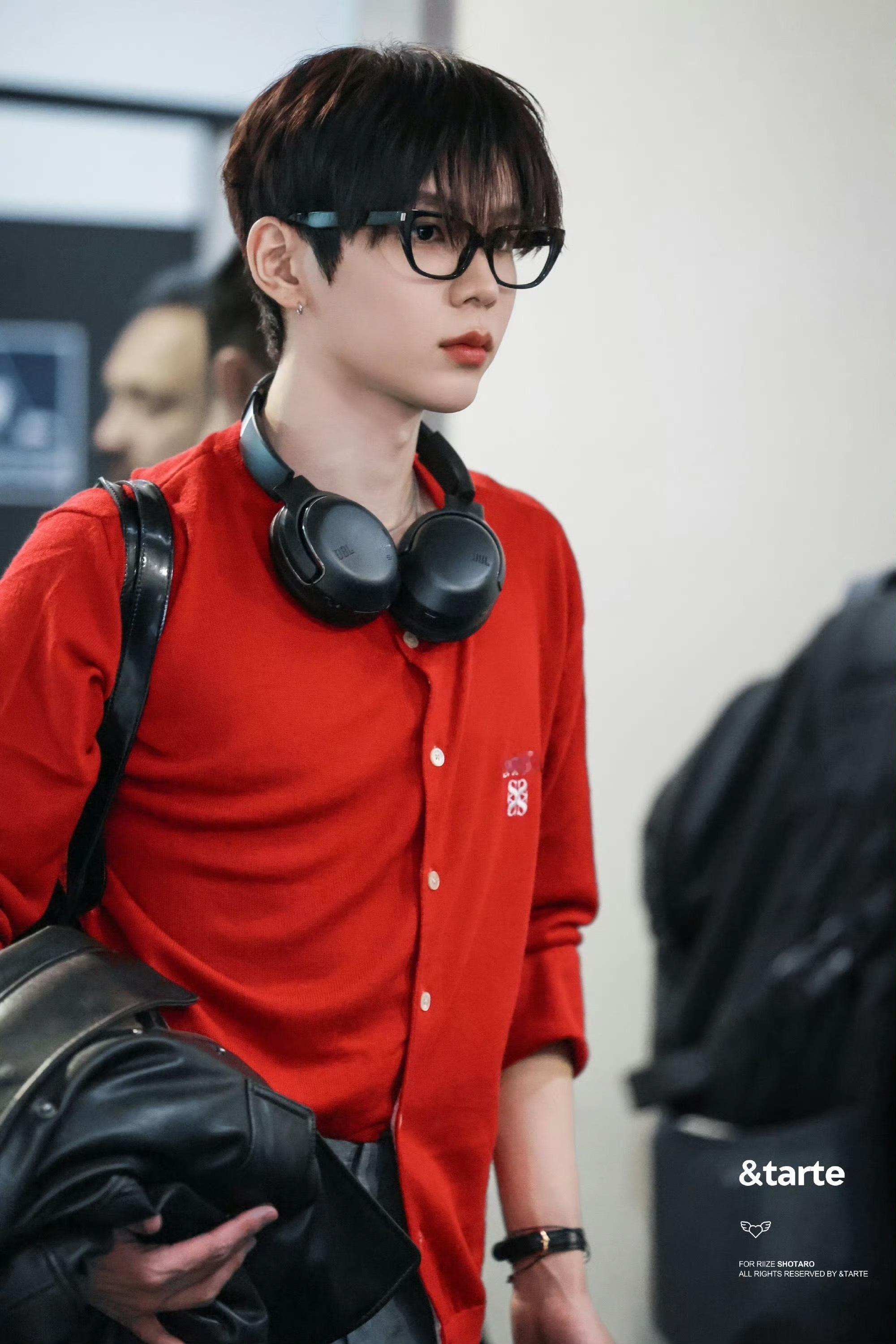 因为你善良 正直 勇敢 所以上天给你漂亮的世界 也给你流泪的眼睛shotaro｜