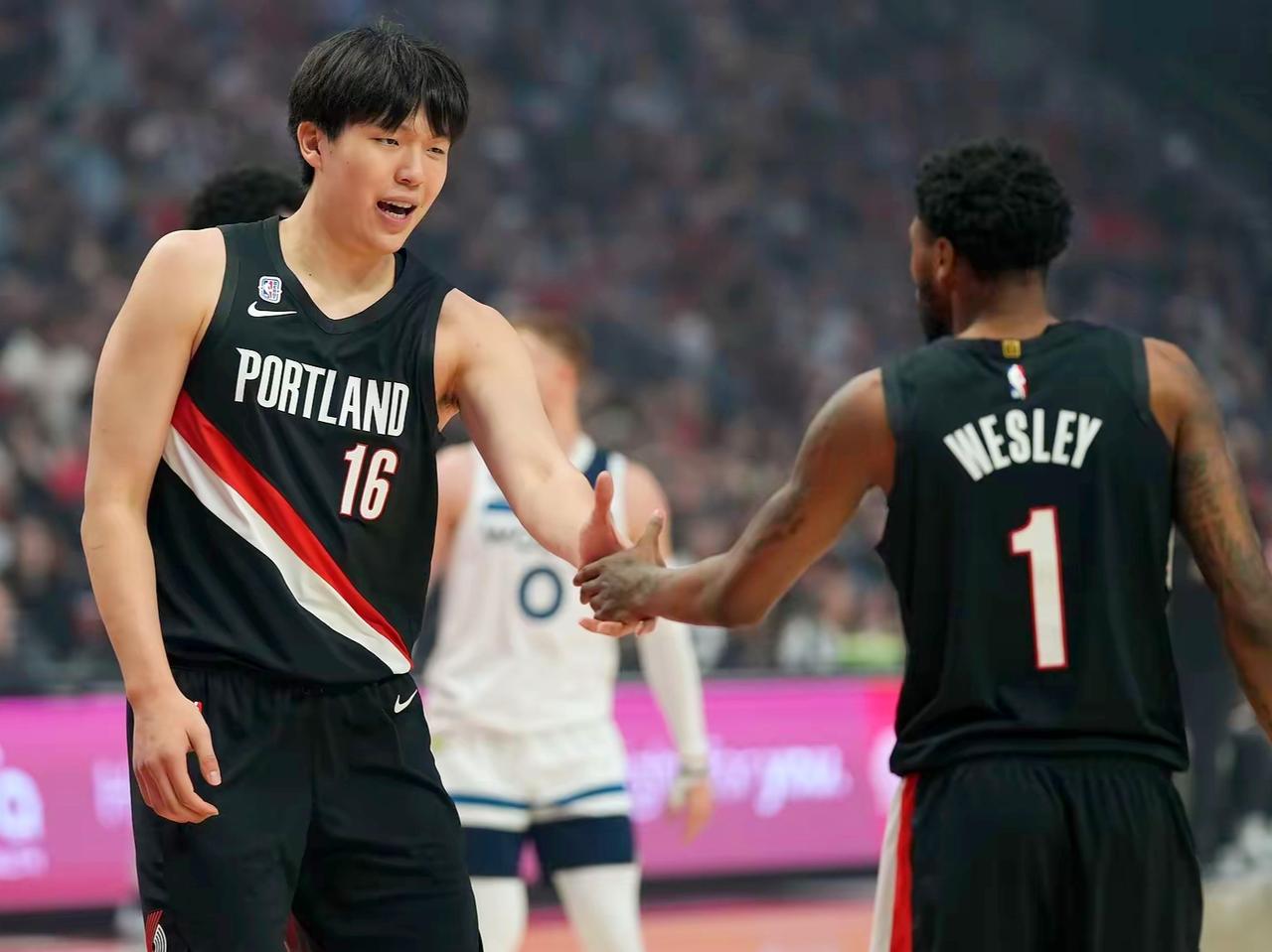 半个赛季，杨瀚森场均2.5分1.8板，这个表现合格吗？

杨海森在nba的首个赛