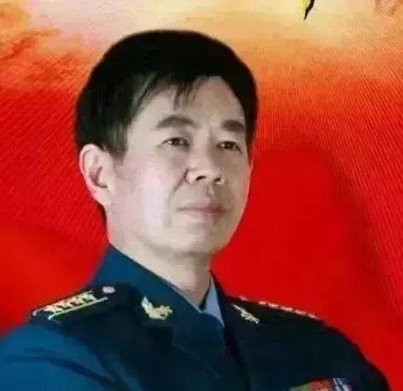 戴旭曾言：“中国总是对全球的善意过剩、而武力又稍显不足，这种不平衡，恰恰是最致命