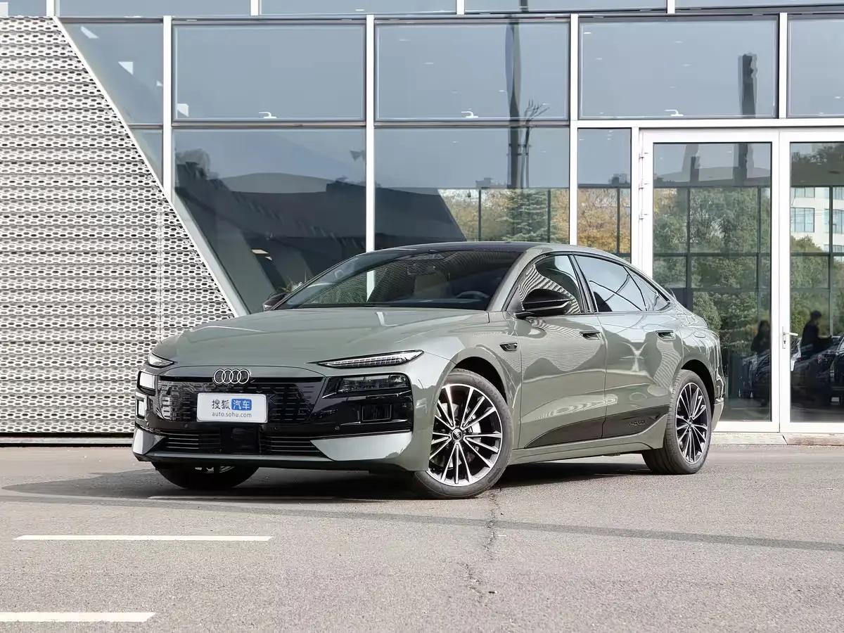 话说这一日，豪车界骤起风云，奥迪 A6L e-tron 正式开启预售，共推出四款