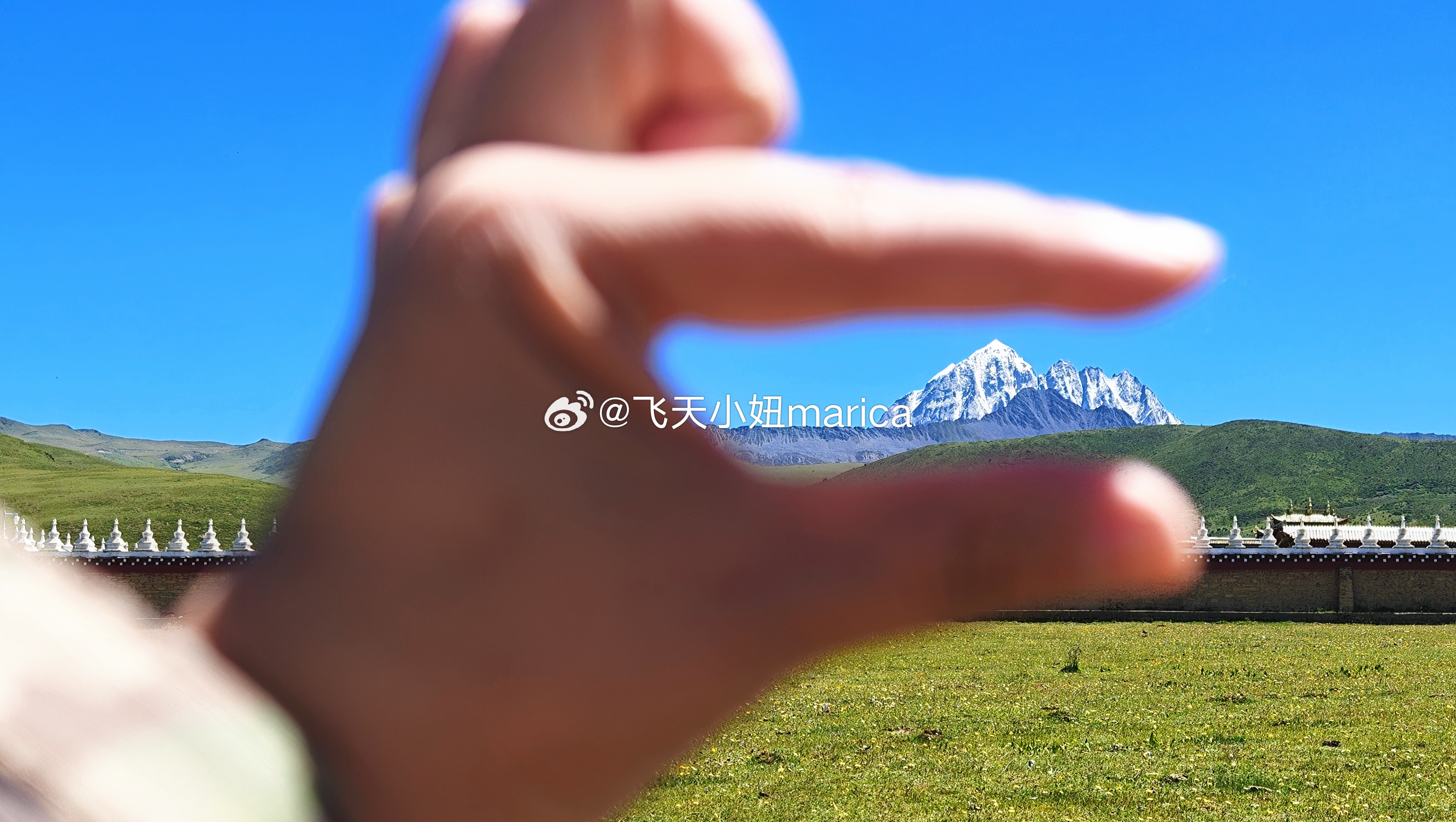飞天小妞marica 礼拜五加油摄影雪山